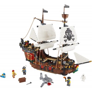 Mighty Rock Pirates of Barracuda Bay Pirate Shipwreck Model Building Kit for Play and Display (1,260 Pieces)